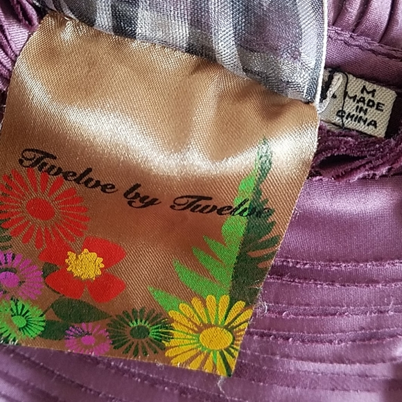 🔶️3 for $10🔶️Twelve by Twelve crop top - Picture 3 of 6